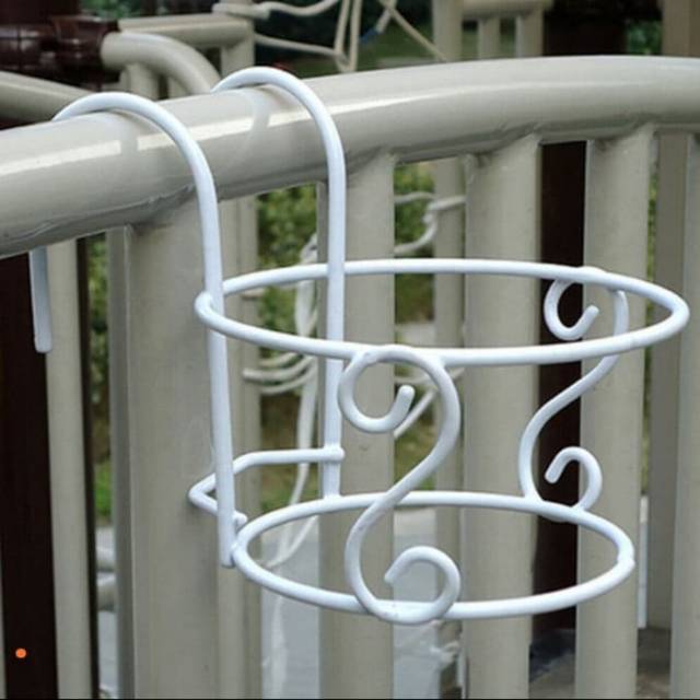 Gantungan pot besi balkon Rak pot tanaman gantung Rak bunga