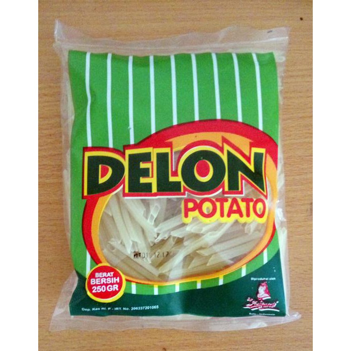 

food Potato stik Delon 250 Gr