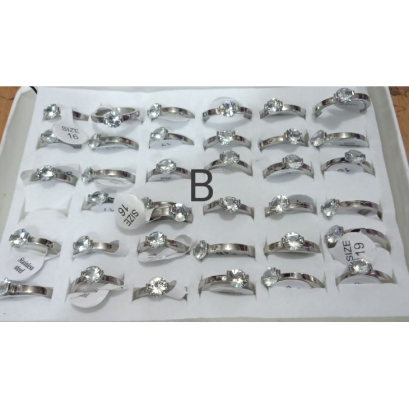 cincin titanium wanita dgn mata zircon