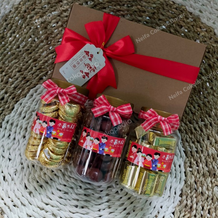 

Coklat Lebaran - Parsel Ramadhan / Parsel Lebaran Parsel Coklat Hampers Lebaran (Box D)
