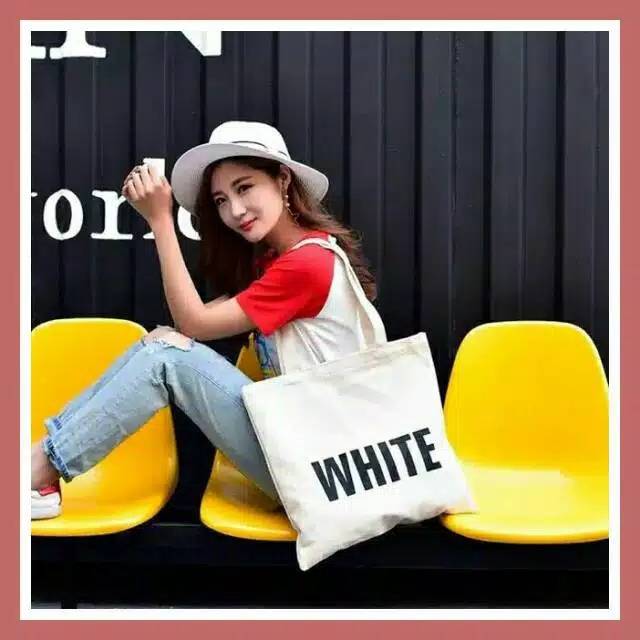 TOTEBAG KPOP/ TOP HANDLE BAGS RESLETING TAS FASHION PRIA WANITA MURAH TAS SEKOLAH TAS KULIAH TAS BAHU WANITA TERLARIS TAS SEKOLAH TAS SOUVENIR TERFAVORITS TAS JINJING PAPER BAGS