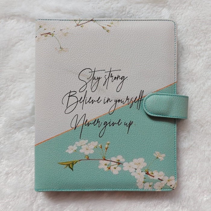 

Terbatas Binder Printing Premium Motip Never Give Up A5/Ring 20, B5/Ring 26 Terbatas