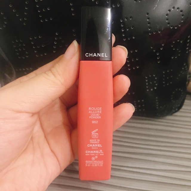 Preloved Chanel Rouge Allure Liquid Powder 952