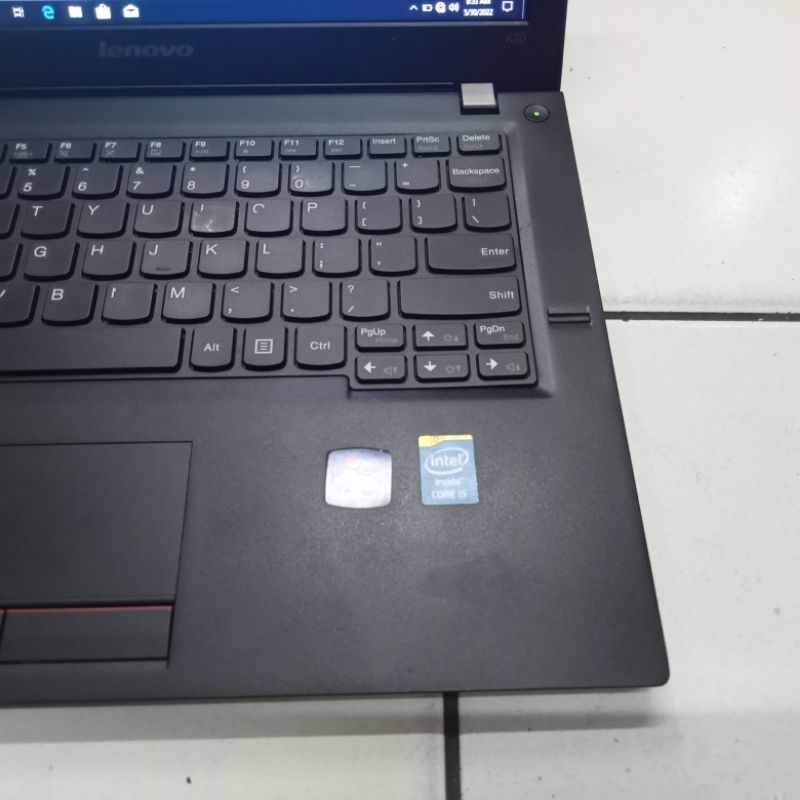 laptop Lenovo thinkpad K20 i5 gen 5th ram 4gb SSD 128gb like new