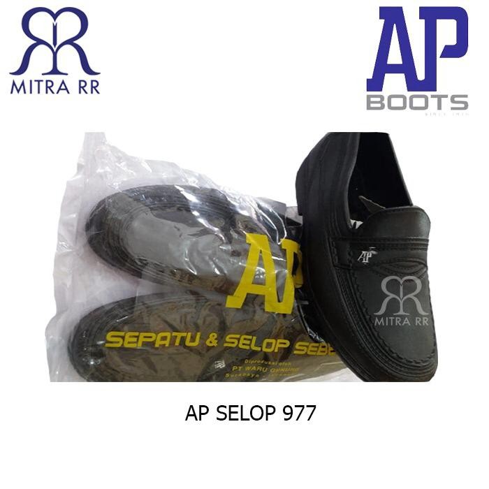 AP 977 AP Boots Sepatu Pantofel Karet Anti Air Ori Hitam