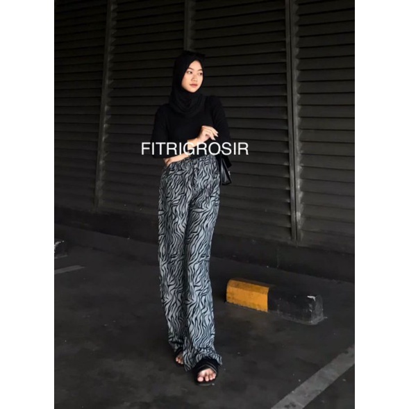 CELANA KULOT MOTIF ZEBRA RAYON JUMBO