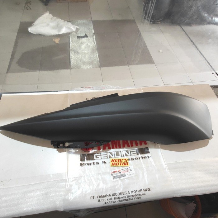 COVER BODY LEXI HITAM DOFF KANAN (B3F-P5) ASLI YAMAHA