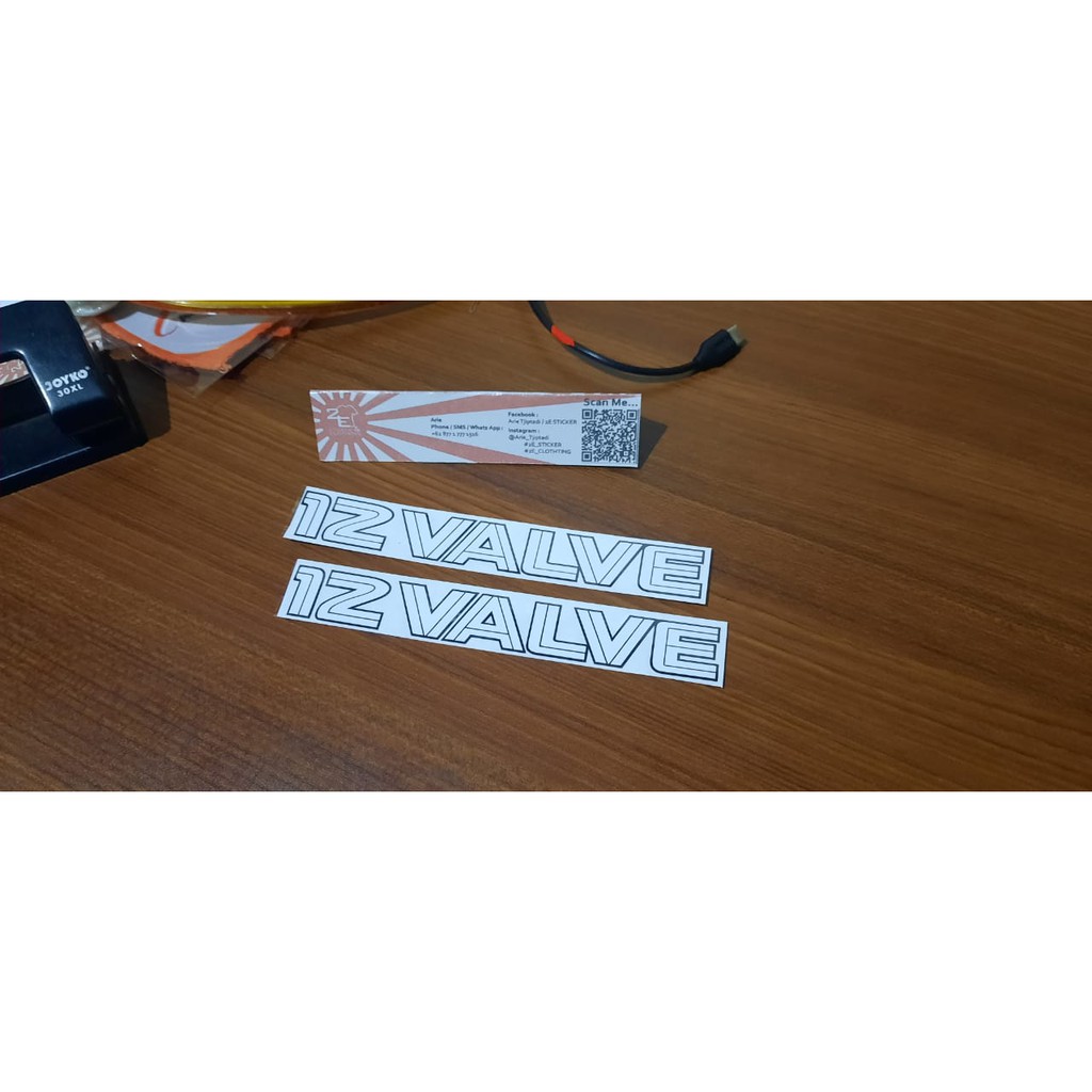 Stiker 12 VALVE Starlet Kotak 2
