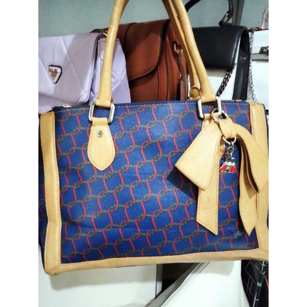 tas Roberta di Camerino