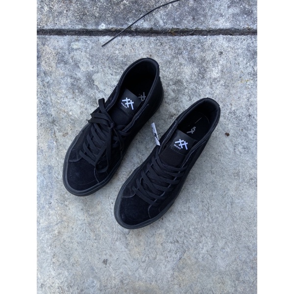 MOOS FOOTWEAR Hi VENOM FULL BLACK SUEDE & CANVAS