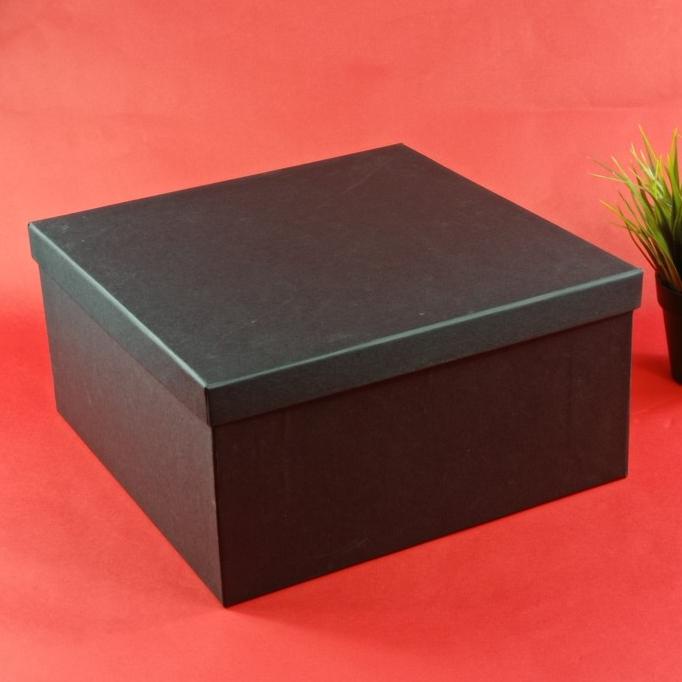 

Premium Product!!! Box Hamper - Hardbox - Kotak Kado - 30 Cm X 30 Cm X 15 Cm - Paling Diminati