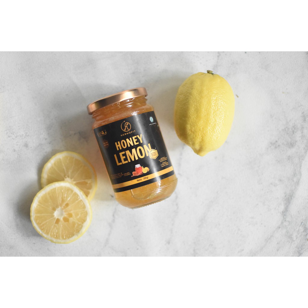 

HERMOFIT HONEY LEMON 380gr / 100% Madu Herbal Dengan Potongan Lemon Asli