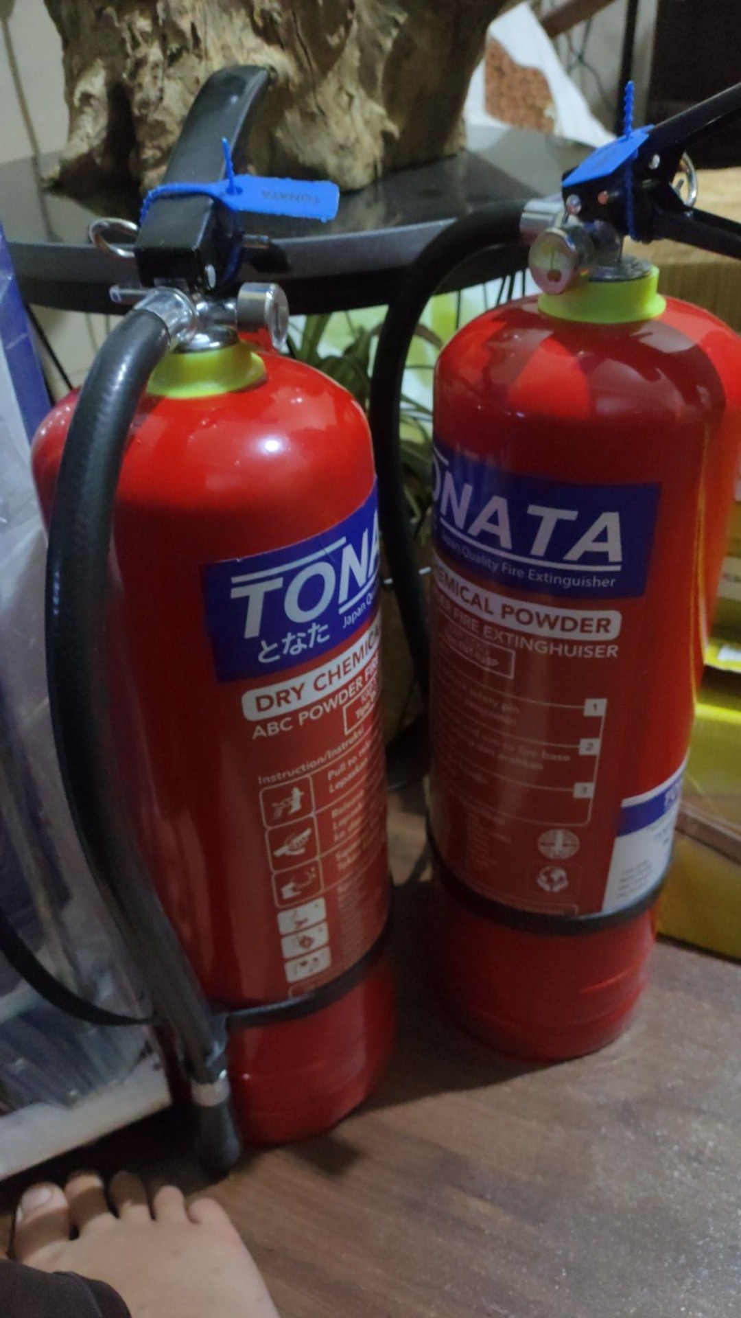 Apar 3.5 Kg Tonata / Abc Powder / Set Komplit