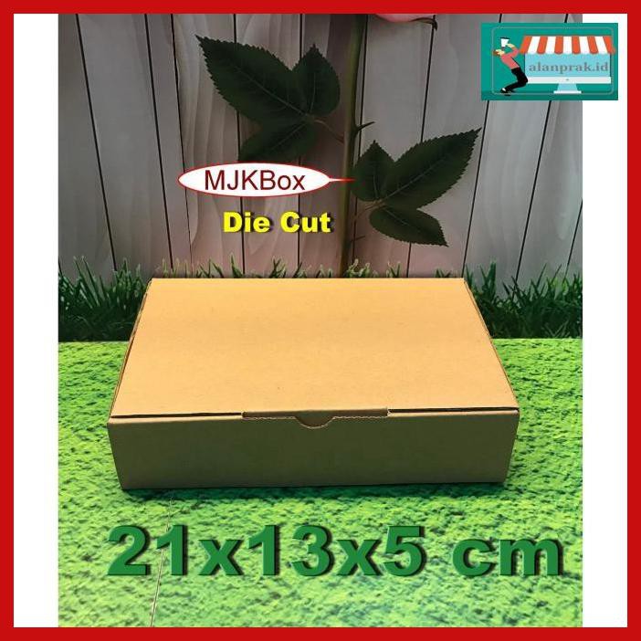 

4Rsd65E- Kardus/Karton/Box Uk. 21X13X5 Cm.......Ukuran Kue Brownies Kecil Ty6Rt65-