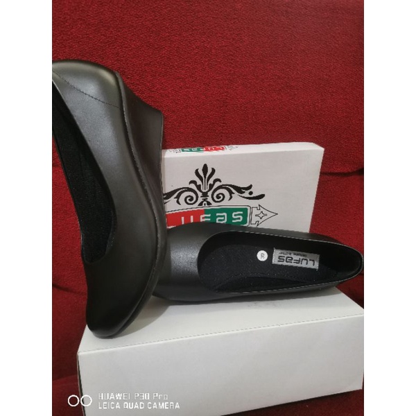Sepatu Wedges Kulit LUFAS hak 5cm