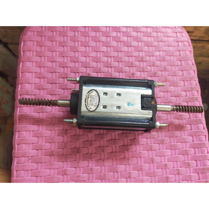 dinamo 220V DC magnet permanen