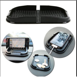 Holder Handphone Anti Slip Karet Pegangan Hp Dashboard Mobil - Buy 1 Get 1 Free