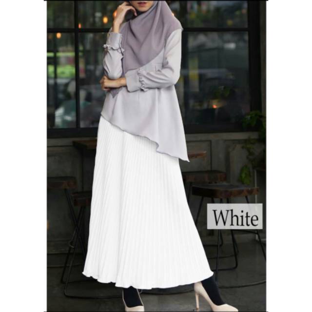 Rok plisket broken white