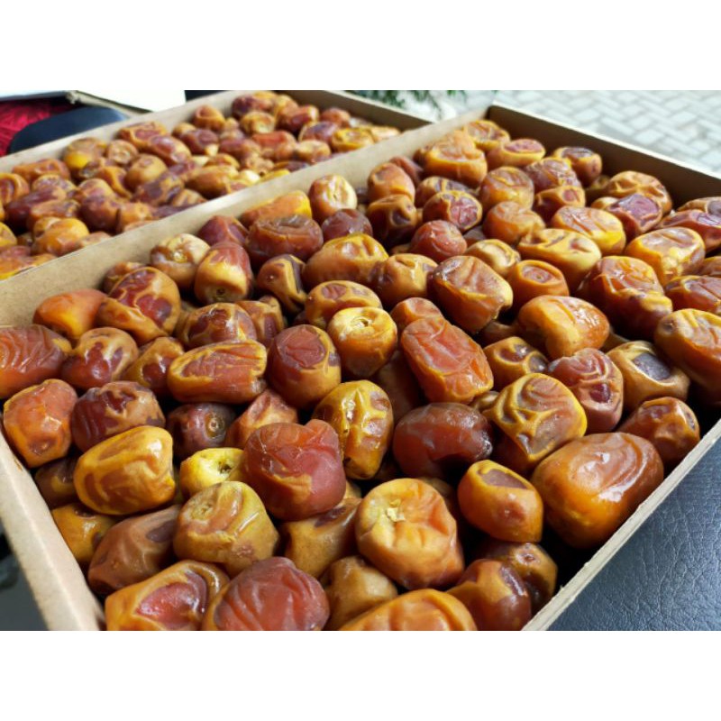 

KURMA SUKARI 3KG 1DUS BRUTO ORIGINAL ASLI BASAH MADINAH TERMURAH COD BUAH SEGAR CURAH