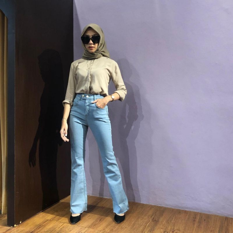 GLISTER CUTBRAY JEANS (CKY)