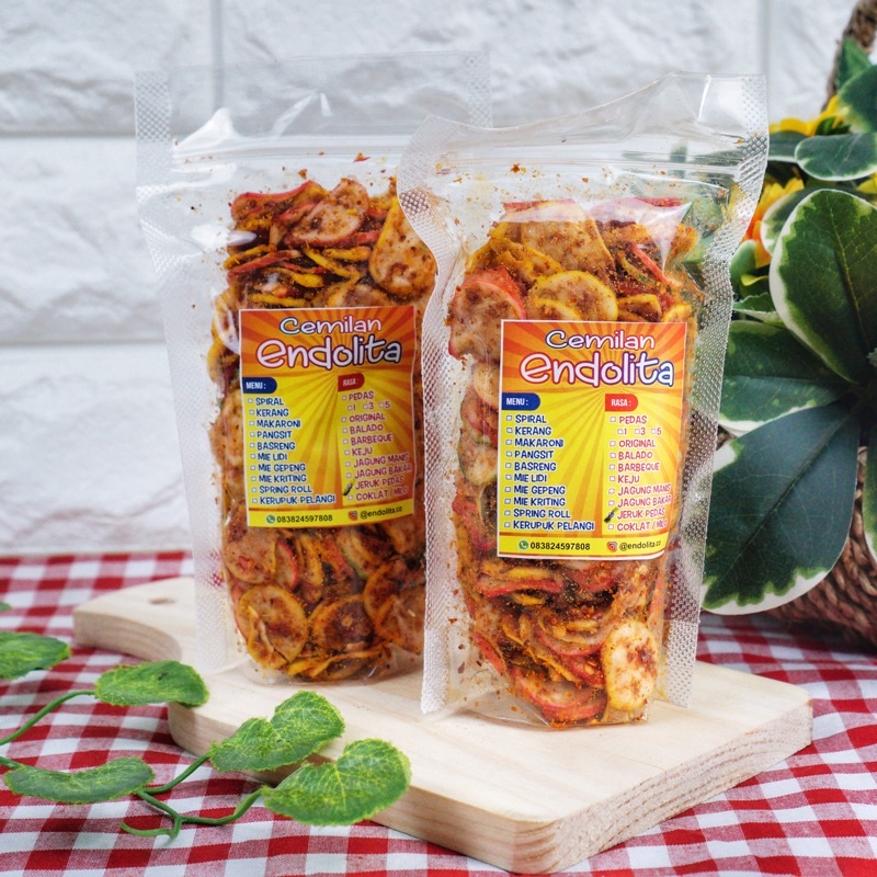 

Krupuk seblak VIRAL / Snack pedas / Cemilan Endolita / Krupuk Pelangi Pedas Jeruk pedas kemasan 90gr