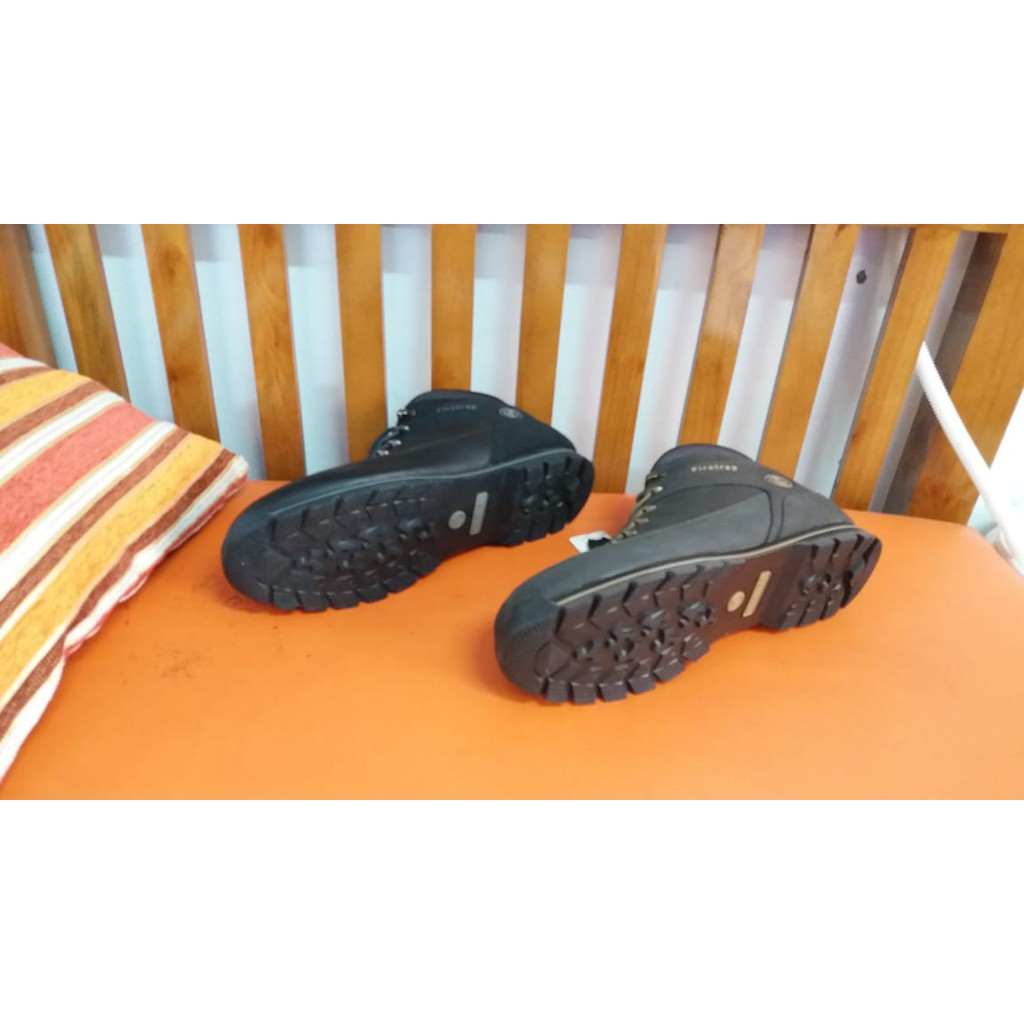 Sepatu Ukuran Besar Size 46, 47, 48,49
