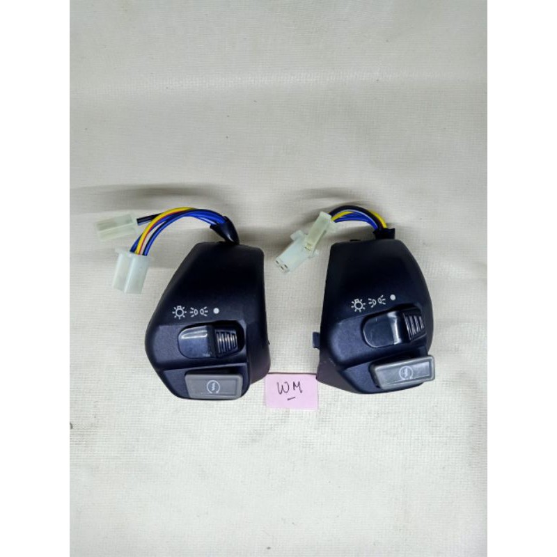 Saklar holder lampu kanan Yamaha Mio Sporty Smile