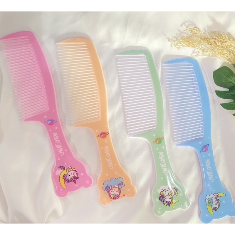 SISIR BESAR KARAKTER FROZEN