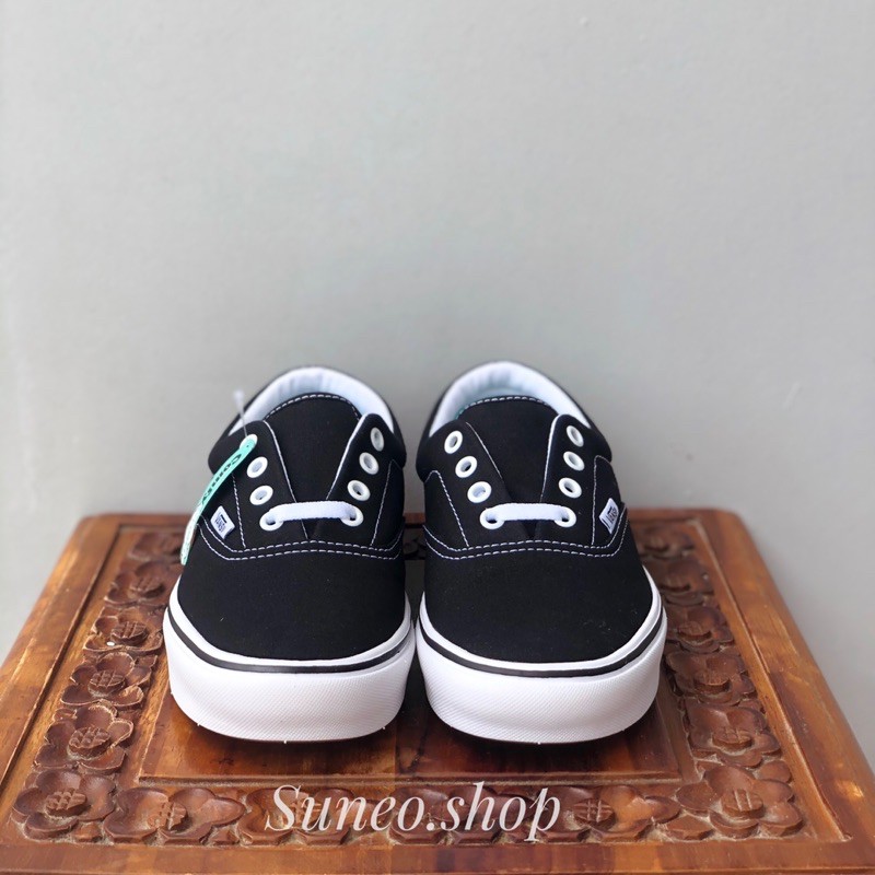 vans era comfy