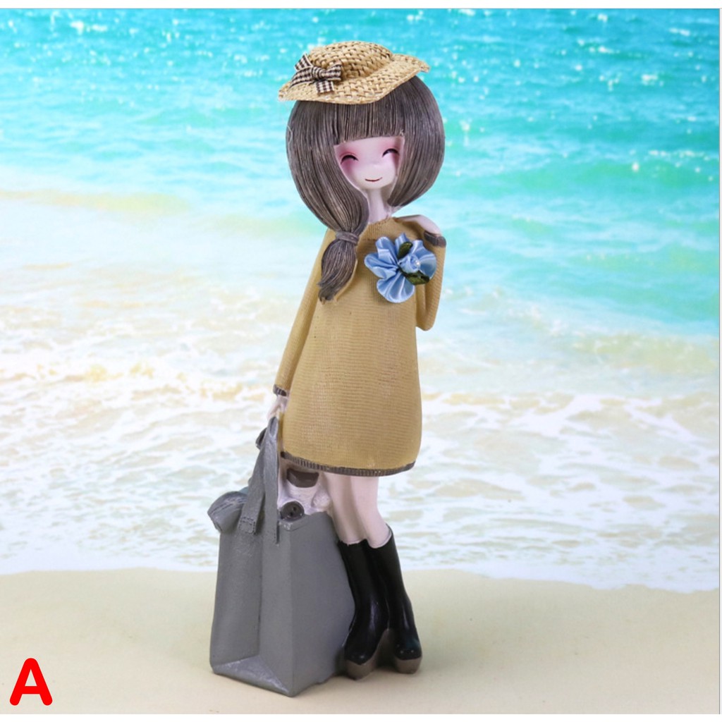 Socialite Girl Resin Doll - Patung Pajangan Hiasan Rumah Cewe Sosialita