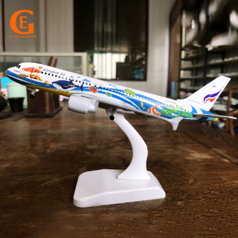 Pesawat Terbang Airbus A320 Airbus A320 Diecast Model 16CM / 20CM