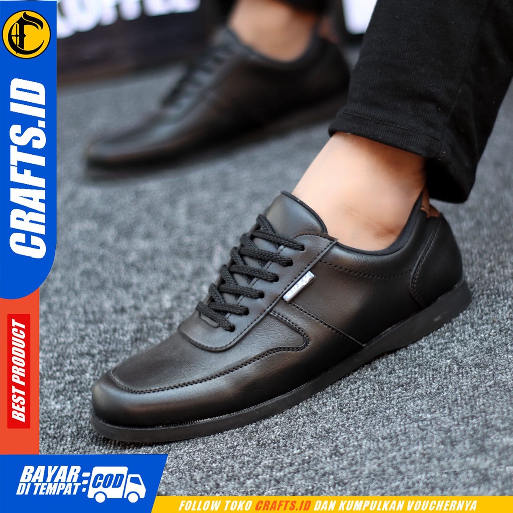 CRAFTS Monzo - Sepatu Formal Pria Pantofel