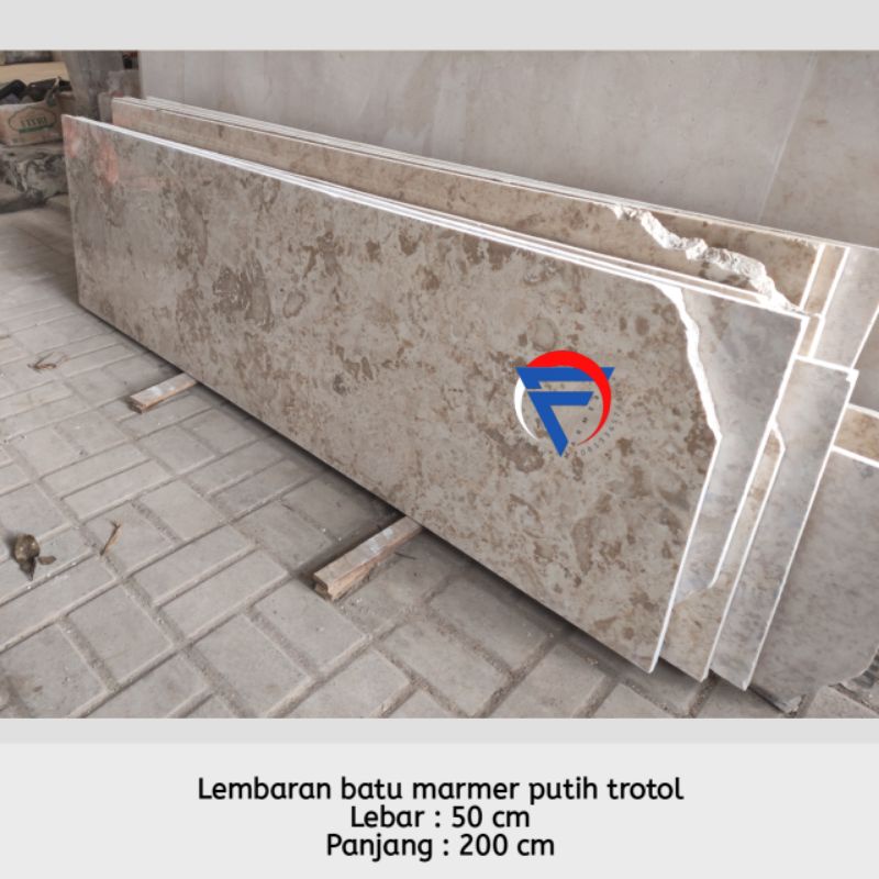 Lembaran lantai batu alam asli marmer putih trotol poles kilap 200x50 harga perlembar