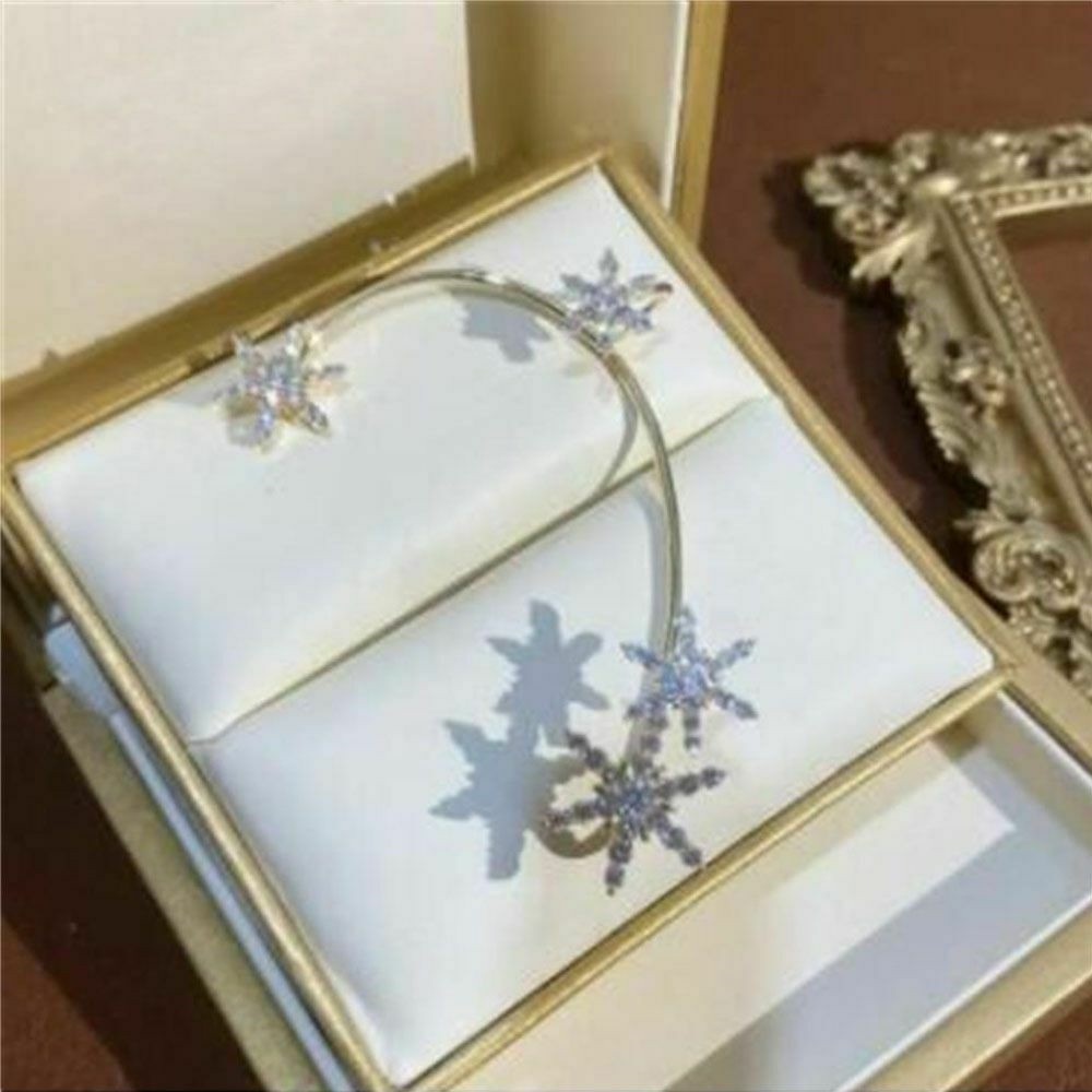 1pc Anting Klip Tanpa Tindik Bentuk Snowflake Untuk Wanita