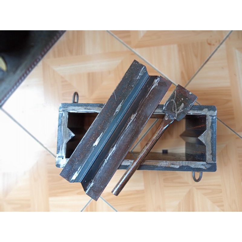 Cetakan Batako 30x15x10