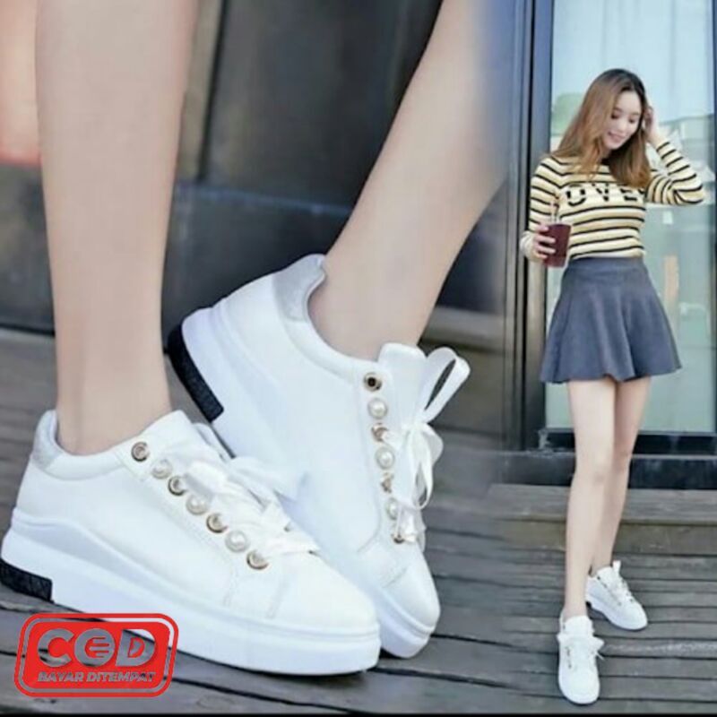 SEPATU KETS FASHION SNEAKERS STYLE SEPATU CEWEK KEKINIAN BERKUALITAS YS205 PUTIH TERBARU