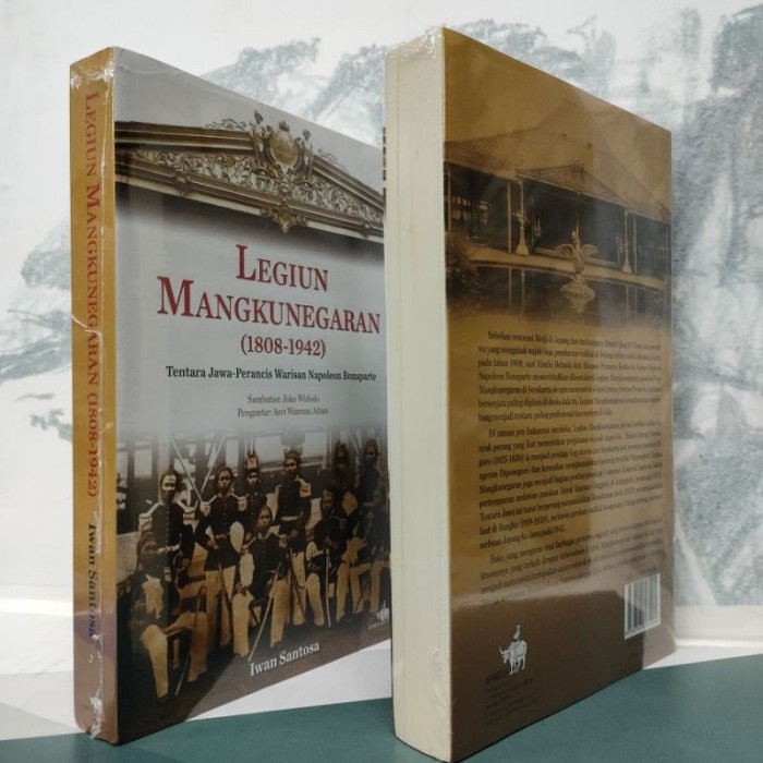 

FLASH SALE!!! BUKU LEGIUN MANGKUNEGARAN 1808-1942 TENTARA JAWA-PERANCIS WARISAN TERBARU
