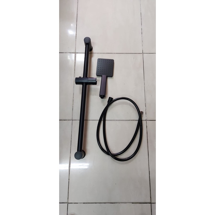 Tiang Shower Stainless Warna Hitam