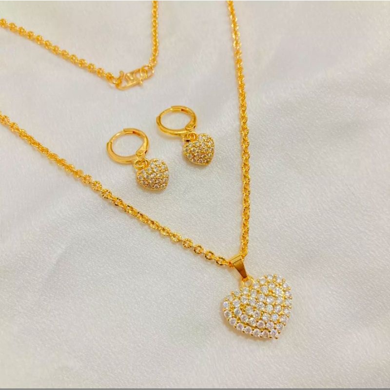 Set perhiasan wanita kalung set anting love fashion wanita