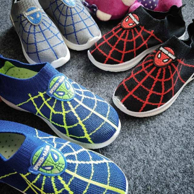 625CDSEPATU ANAK LAKI LAKI BAHAN RAJUT IMPORT