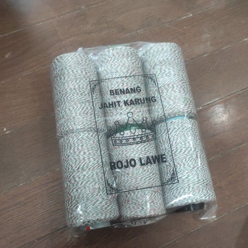 Benang jahit karung warna merah-hijau-putih rojolawe