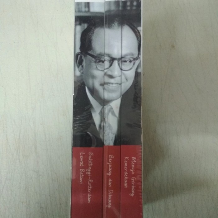 

FLASH SALE!!! UNTUK NEGERIKU OUTOBIOGRAFI MUHAMMAD HATTA TERBARU