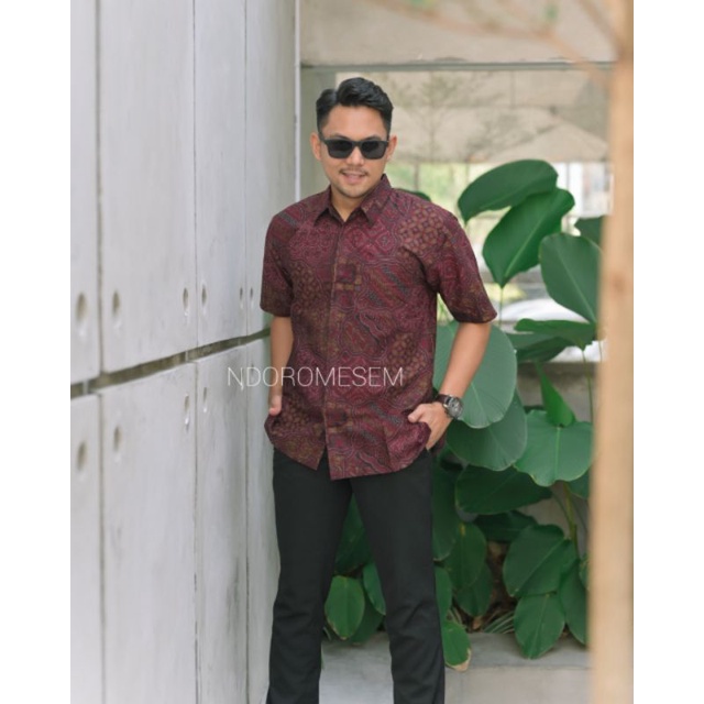 batik sekarjagad merah ndoromesem lengan pendek furingF3