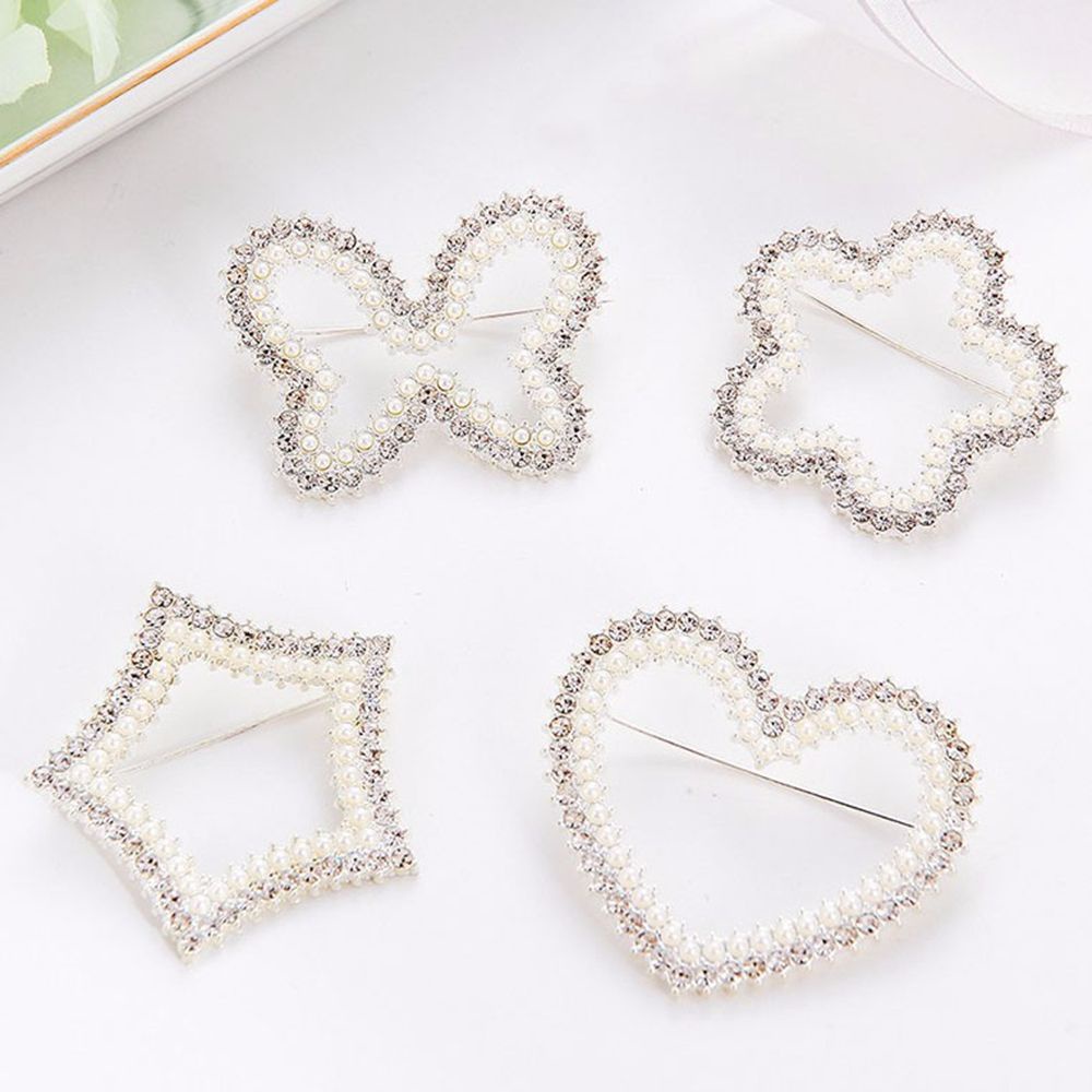 Needway  Elegant Pearl Pin Simple Female Jewelry Rhinestone Brooches Women Butterfly Clothing Accessories Personality Geometric Alloy Korean Style Brooches