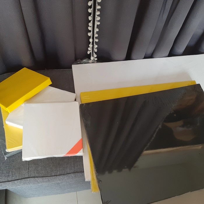

Produk Terbaru Kanvas Lukis/ Media Lukis Uk. 60 X 70 Warna Putih