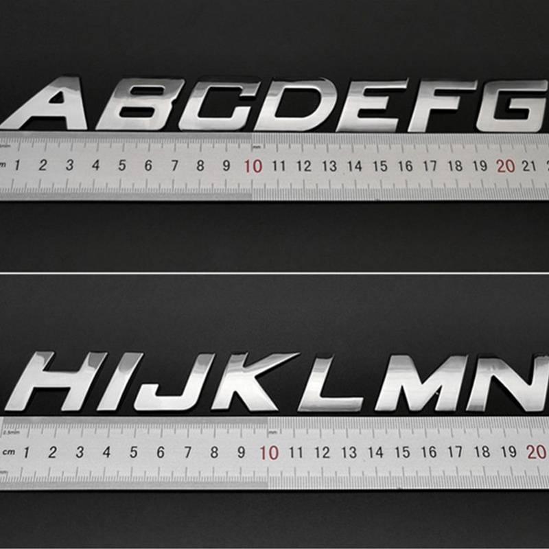 1pc Stiker Emblem / Badge Metal Silver 25mm 3D Motif Huruf / Angka Untuk Dekorasi Mobil DIY