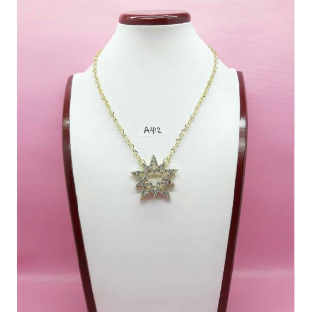 Kalung Liontin Bintang A412