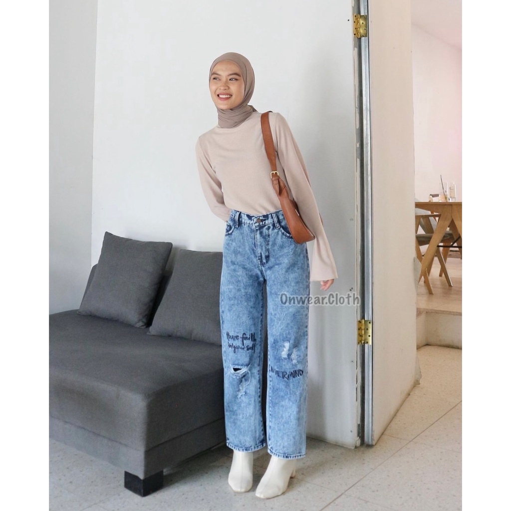Trivela - Boyfriend Loose Jeans 392 - Boyfriend Loose Sobek Bordir - Nevermind Loose Jeans Medium Blue