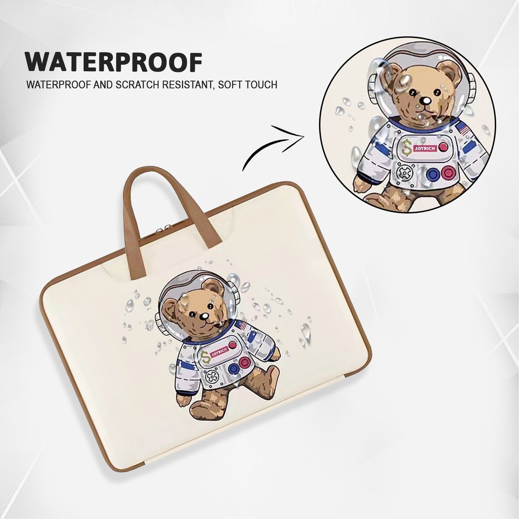 Sleeve Pouch Sarung Tas Bag Case Ipad Tab Tablet Macbook Air Pro Laptop Asus Acer Lenovo HP Huawei 11 12 13 14 15 inch Motif Gambar Kartun Space Astronot Beruang Bear Warna Coklat Brown Cute Murah Korean Model Jinjing Tali Strap Waterproof Tahan Air