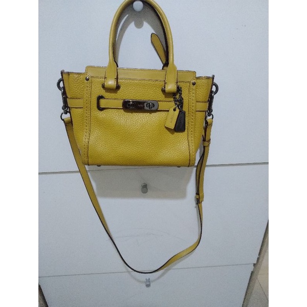 Coach Swagger...ori...preloved.